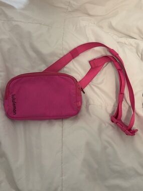 Lululemon belt bag